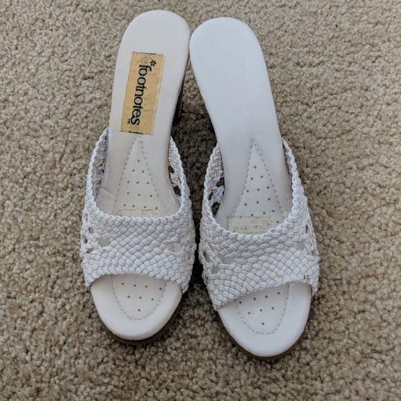 footnotes Shoes - Cute Summer Sandals